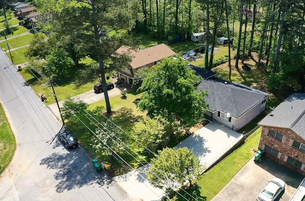 3137 Weslock Cir, Decatur GA  30034-2930 exterior