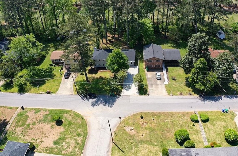 3137 Weslock Cir, Decatur GA  30034-2930 exterior