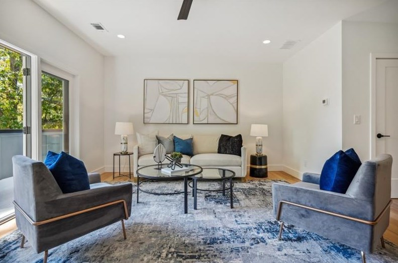 1693 Wayland Cir, Atlanta GA  30319-3610 exterior
