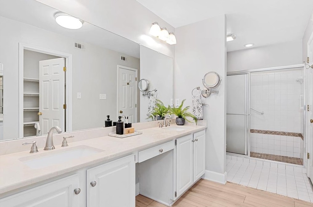 1440 Winston Pl, Decatur GA  30033-1951 exterior