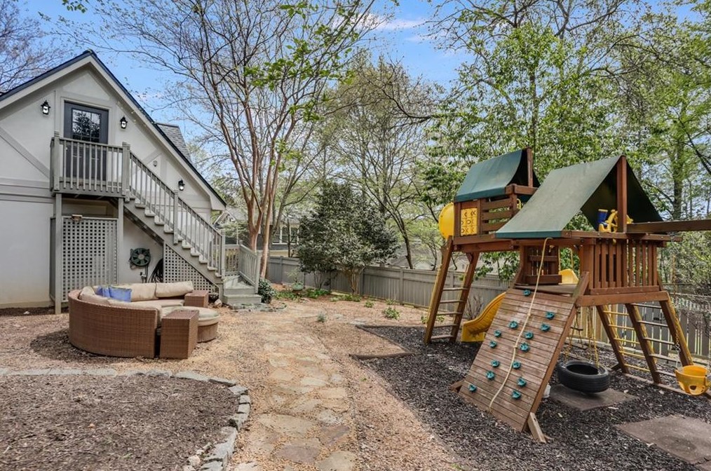 225 Geneva St, Decatur GA  30030-1846 exterior