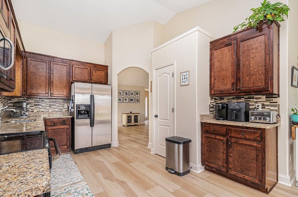 254 Cambridge Farms Dr, Hoschton GA  30548-6105 exterior