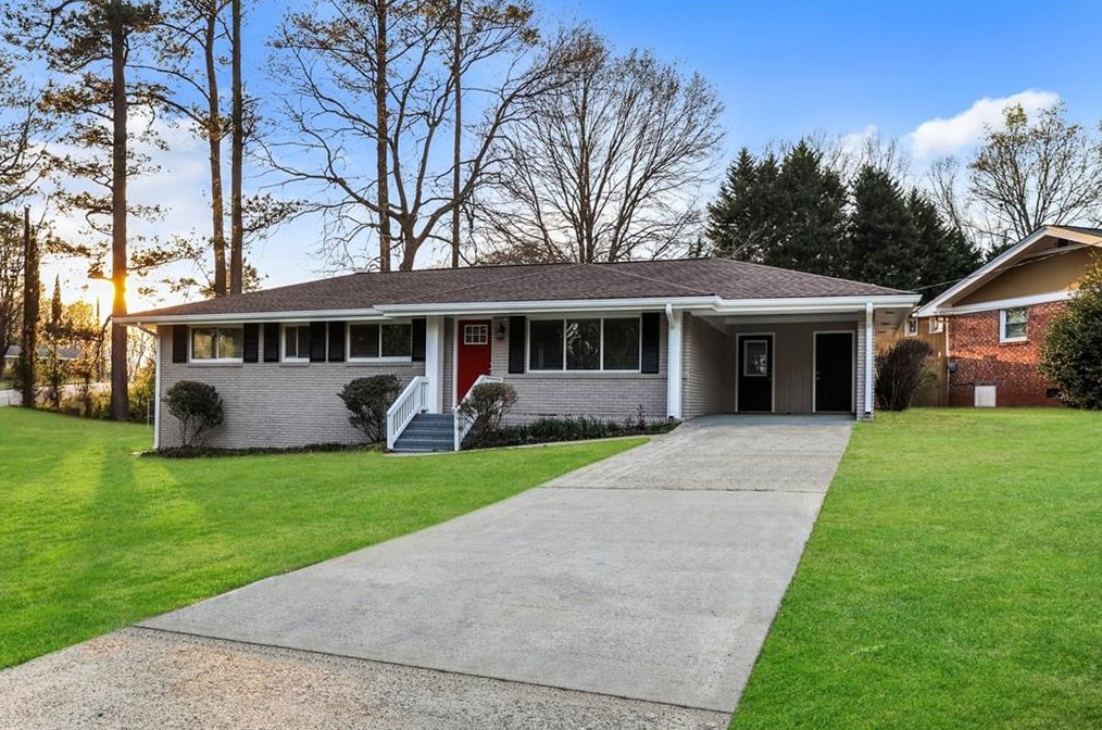 3840 Redbud Ct, Smyrna GA  30082-3352 exterior