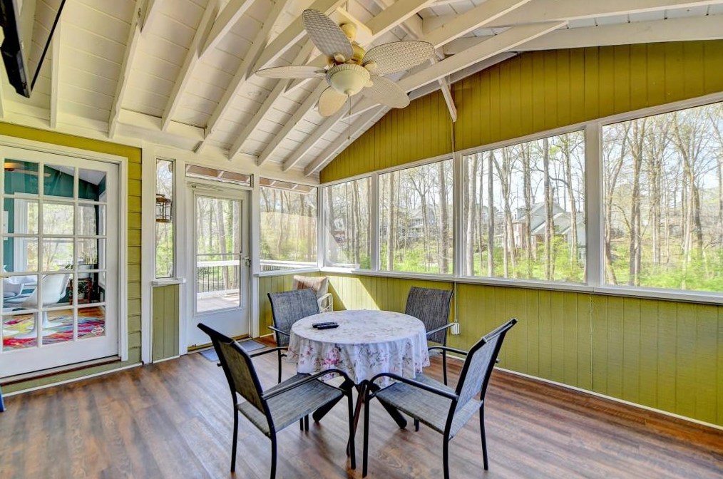 335 Sageglen Rd, Lawrenceville GA  30044-5269 exterior