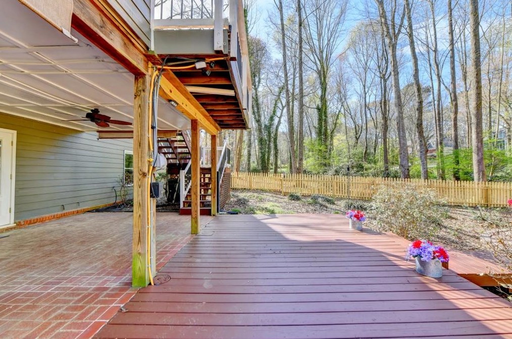 335 Sageglen Rd, Lawrenceville GA  30044-5269 exterior