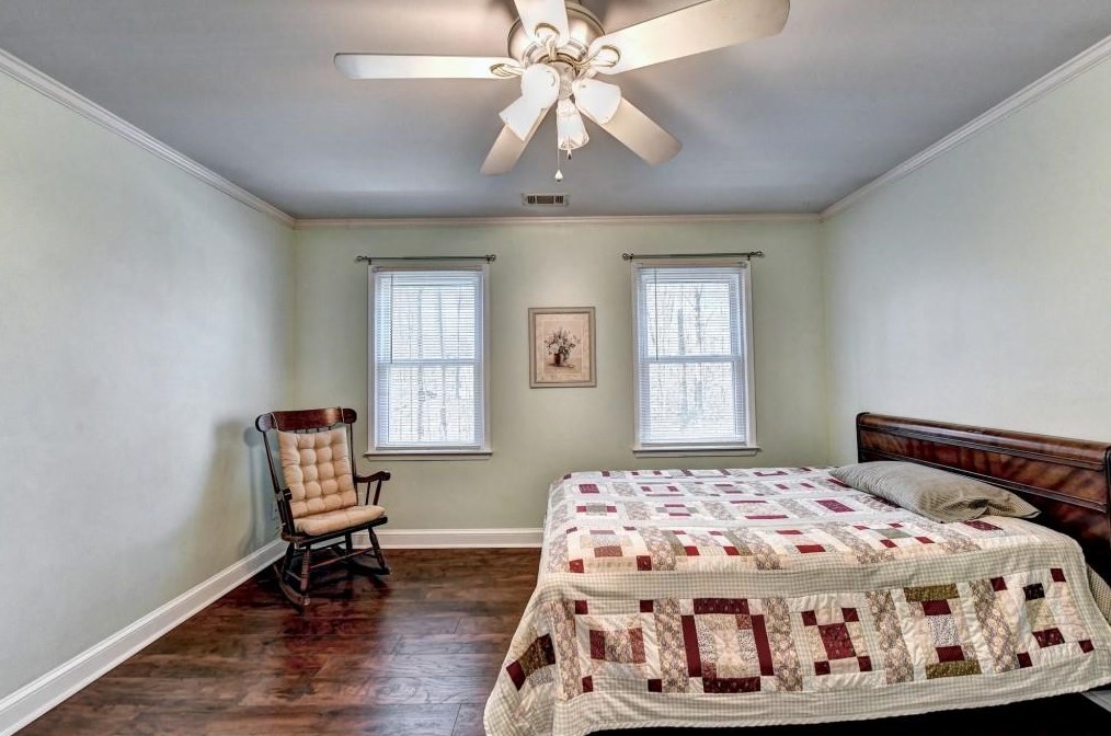 335 Sageglen Rd, Lawrenceville GA  30044-5269 exterior
