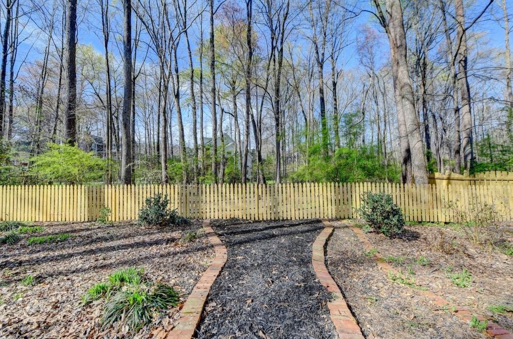 335 Sageglen Rd, Lawrenceville GA  30044-5269 exterior