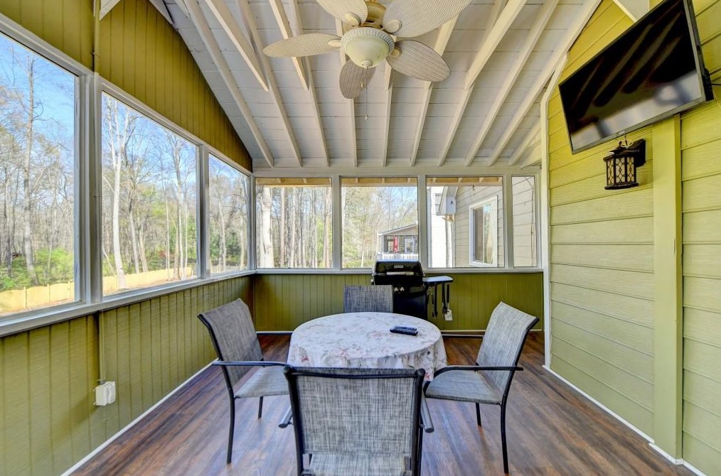 335 Sageglen Rd, Lawrenceville GA  30044-5269 exterior