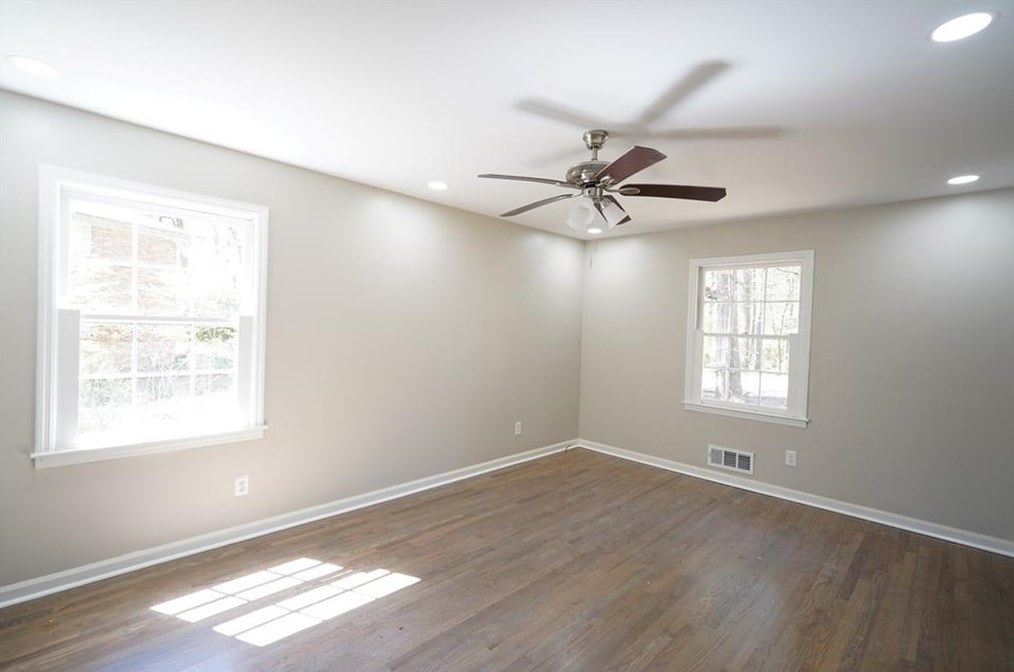 2221 Pinecliff Dr, Atlanta GA  30345-3605 exterior