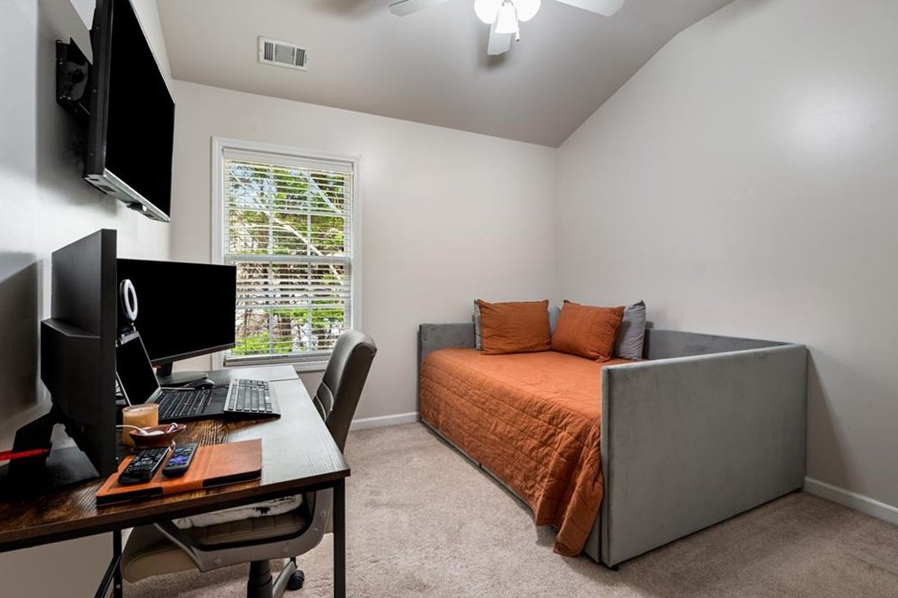 3960 Princeton Lakes Way, Atlanta GA  30331-5595 exterior