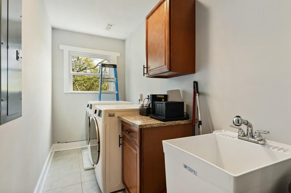 1376 Smith St, Atlanta GA  30316-2734 exterior
