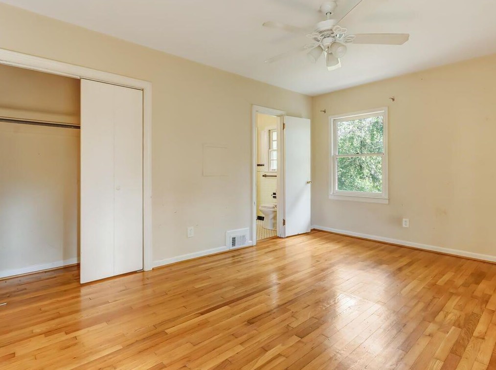 2121 Trailmark Dr, Decatur GA  30033-1933 exterior