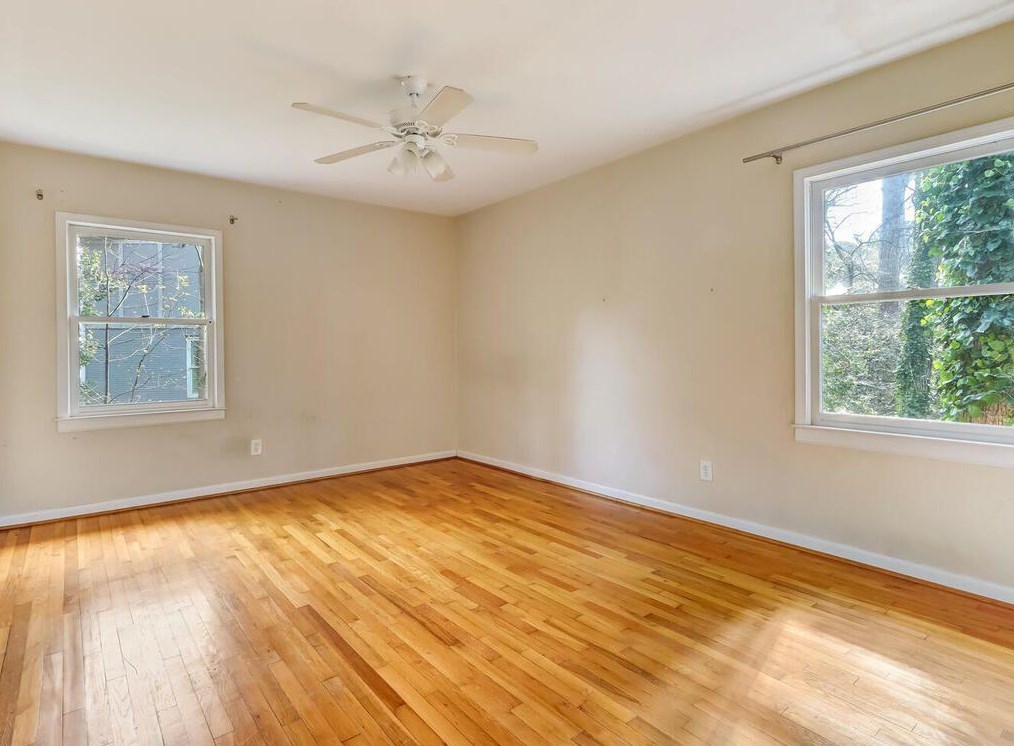 2121 Trailmark Dr, Decatur GA  30033-1933 exterior