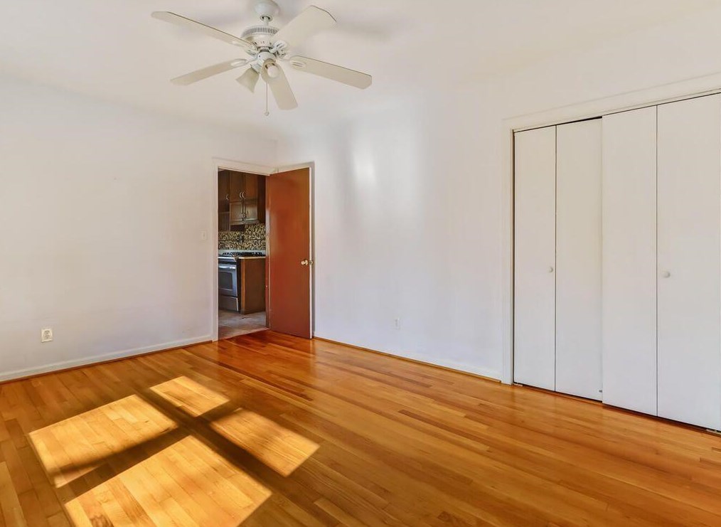 2121 Trailmark Dr, Decatur GA  30033-1933 exterior