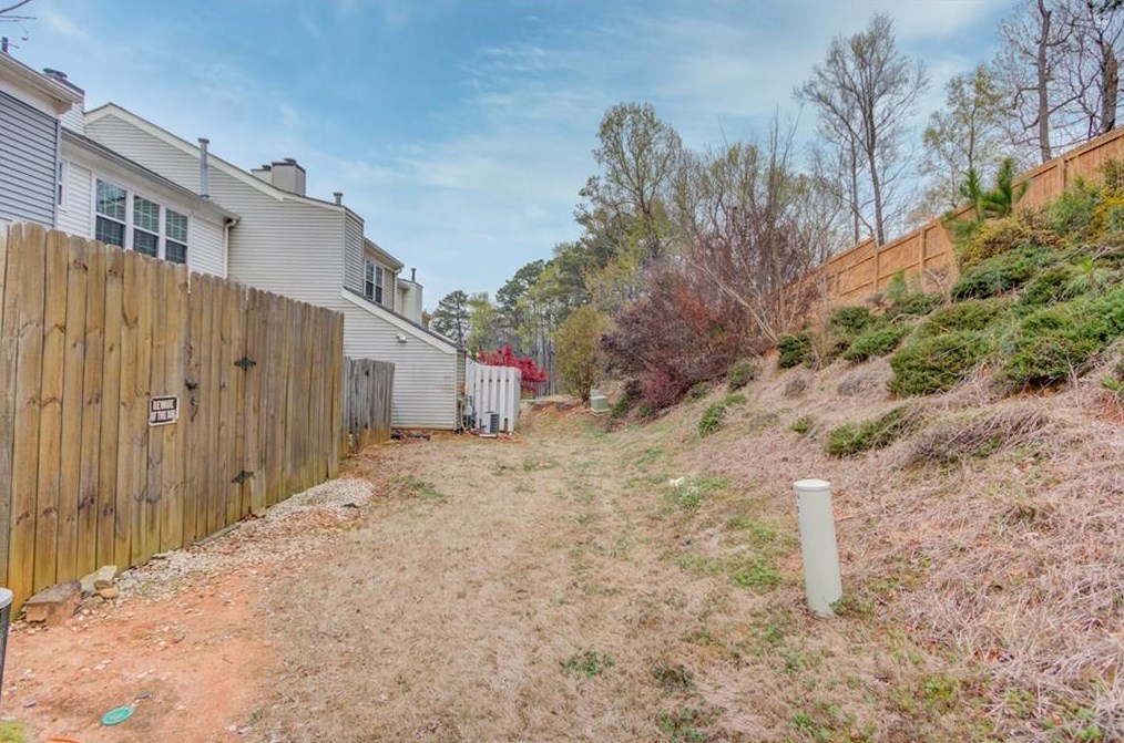 3992 Wolcott Cir, Atlanta GA  30340-4245 exterior