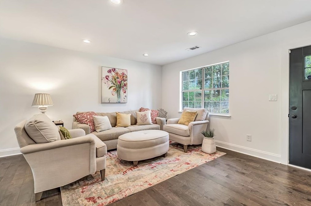 2867 Joyce Ave, Decatur GA  30032-4325 exterior