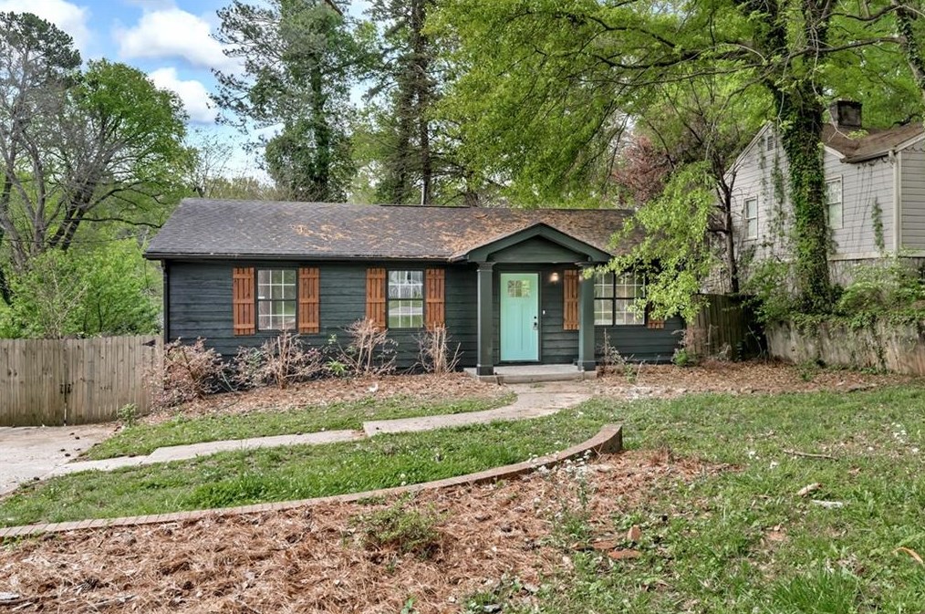 2867 Joyce Ave, Decatur GA  30032-4325 exterior