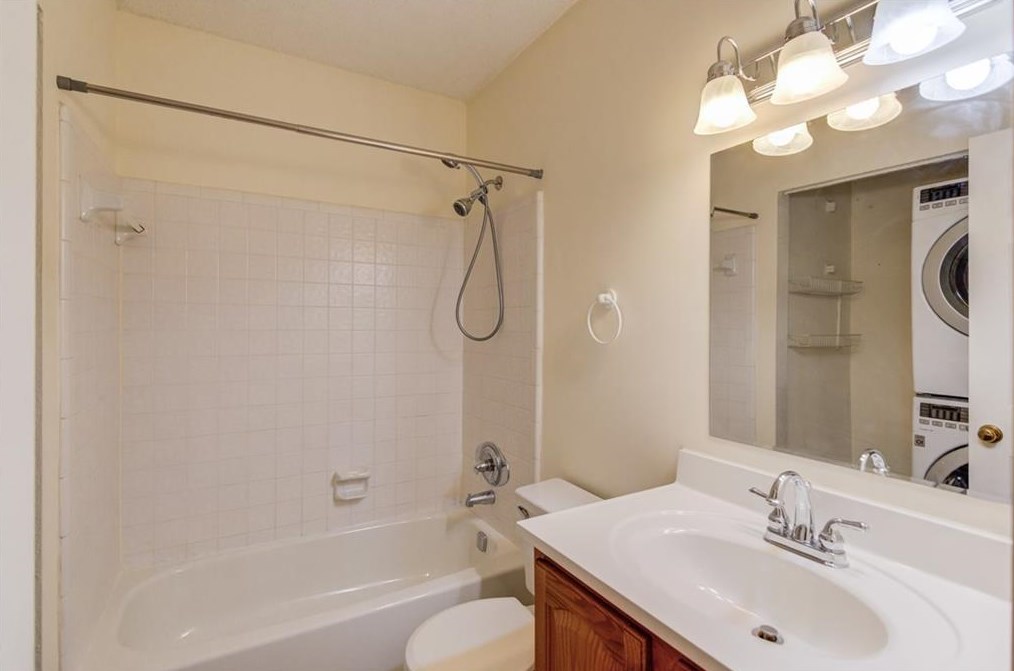 497 Sherman Way, Decatur GA  30033-5466 exterior