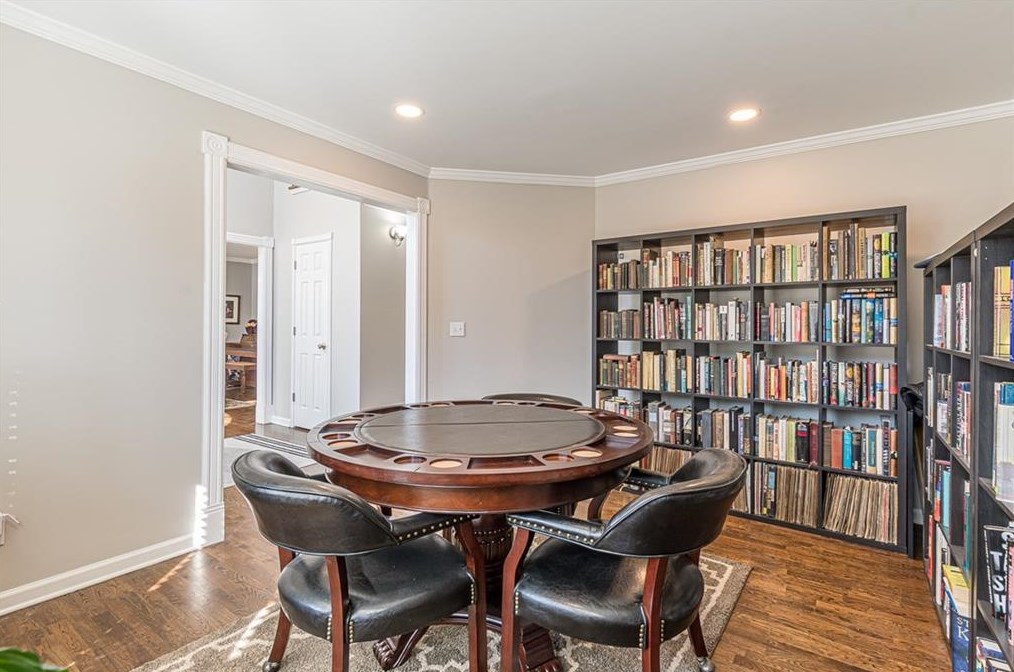 1110 New Britain Dr, Atlanta GA  30331-8305 exterior