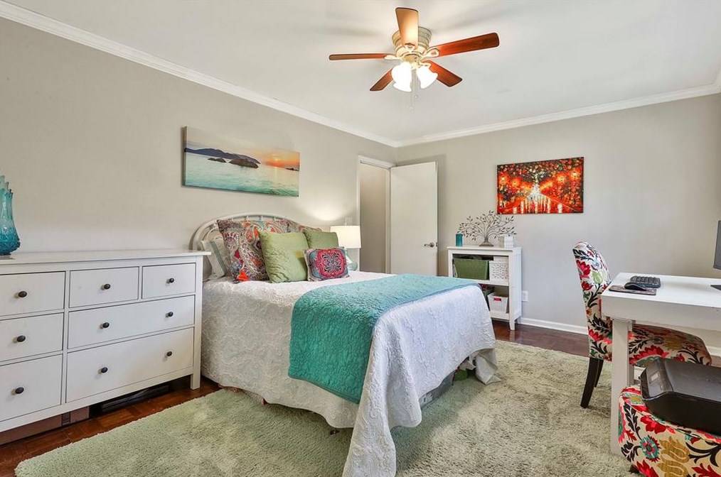 2766 Farmstead Rd, Smyrna GA  30080-2620 exterior