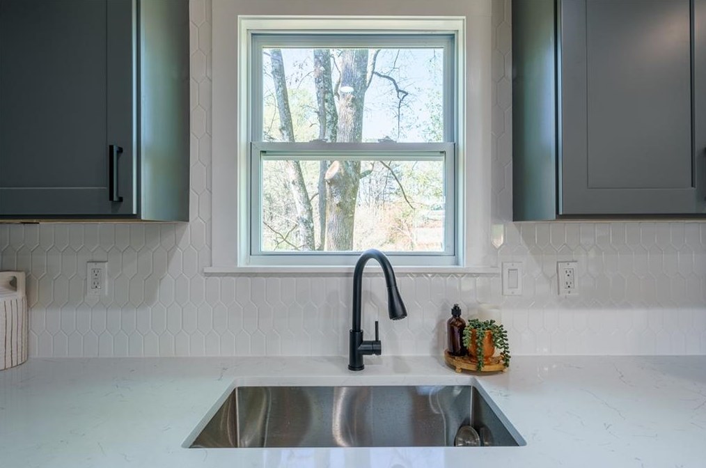 2255 Wallingford Dr, Decatur GA 30032-6239 exterior