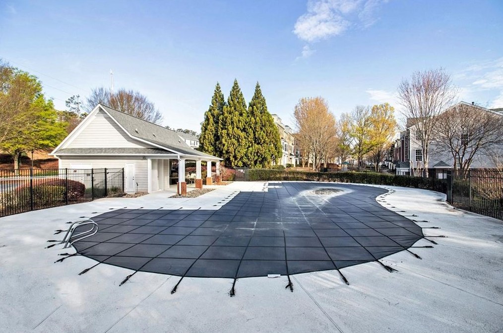 1965 Nocturne Dr, Alpharetta GA 30009-7618 exterior