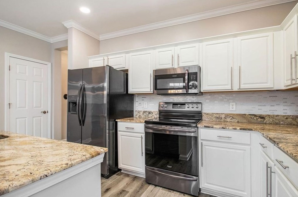 1965 Nocturne Dr, Alpharetta GA 30009-7618 exterior