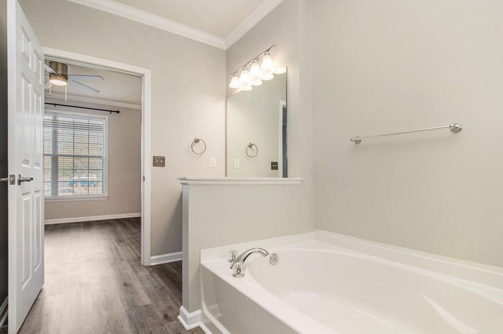 1965 Nocturne Dr, Alpharetta GA 30009-7618 exterior