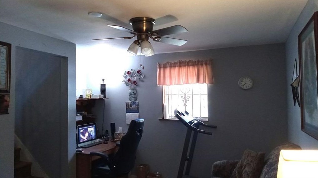 1524 Pine Glen Cir, Decatur GA  30035-1527 exterior