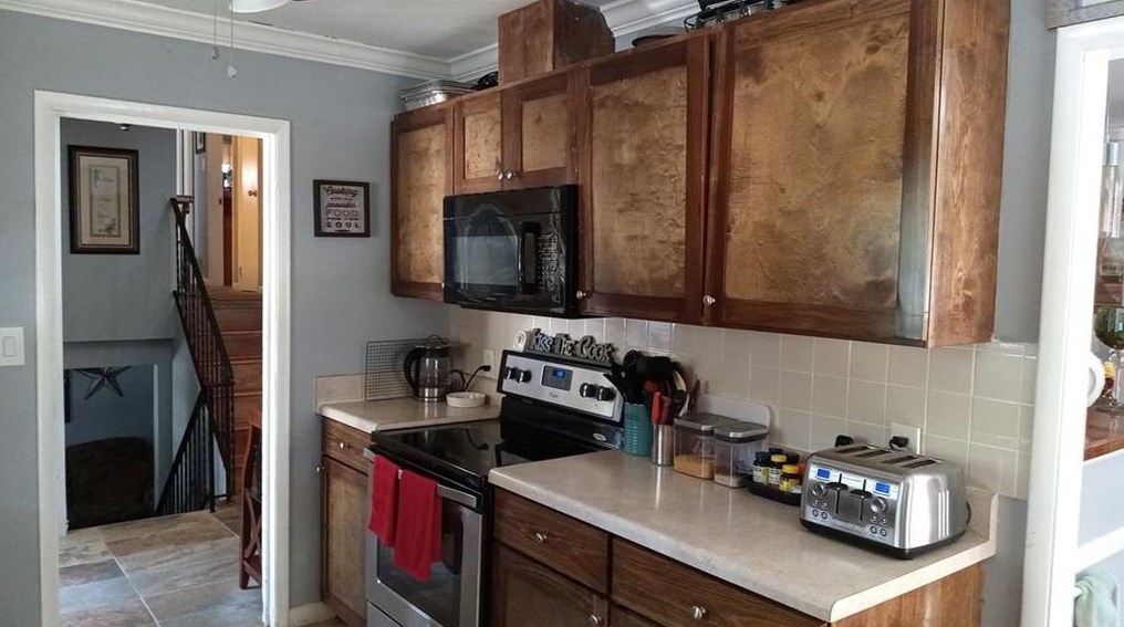 1524 Pine Glen Cir, Decatur GA  30035-1527 exterior