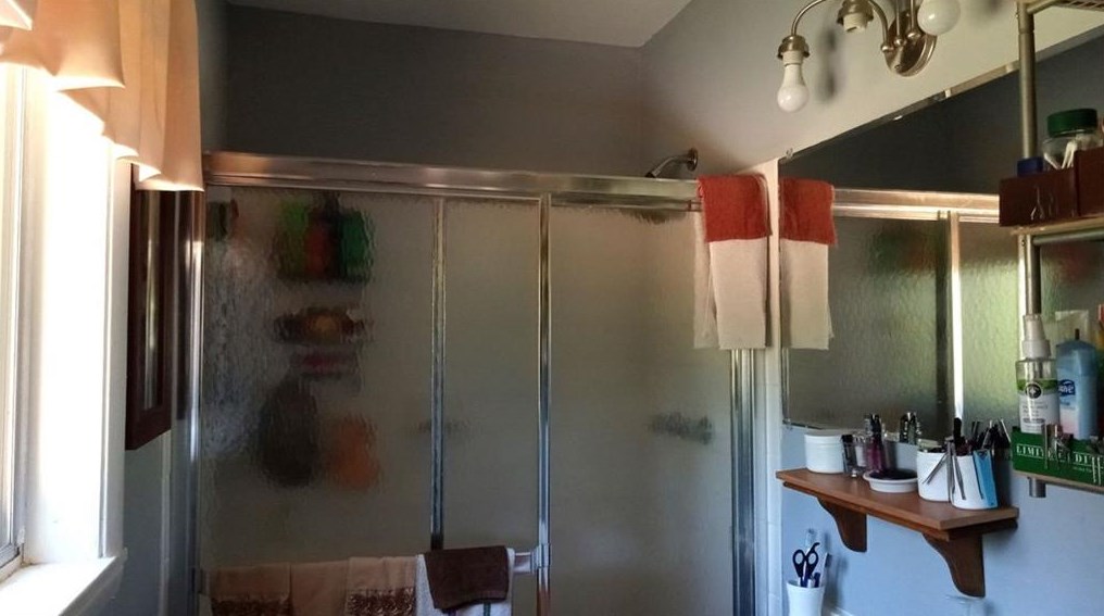 1524 Pine Glen Cir, Decatur GA  30035-1527 exterior