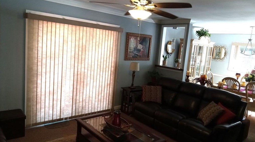 1524 Pine Glen Cir, Decatur GA  30035-1527 exterior