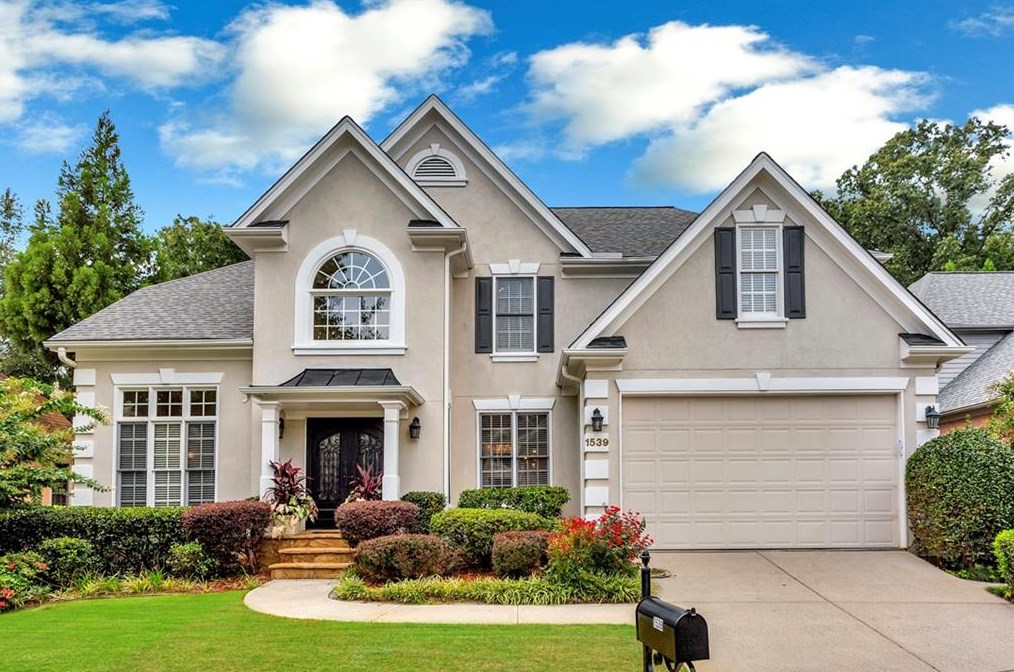 1539 Reserve Cir, Decatur GA  30033-1538 exterior