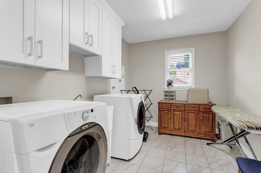 1539 Reserve Cir, Decatur GA  30033-1538 exterior