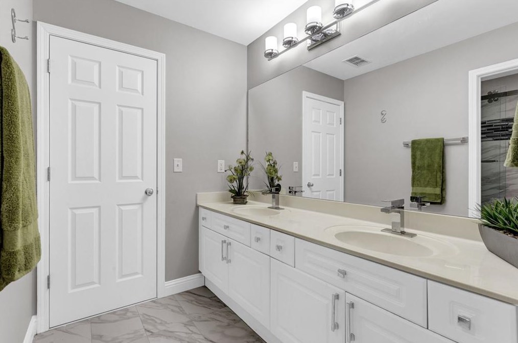 1539 Reserve Cir, Decatur GA  30033-1538 exterior