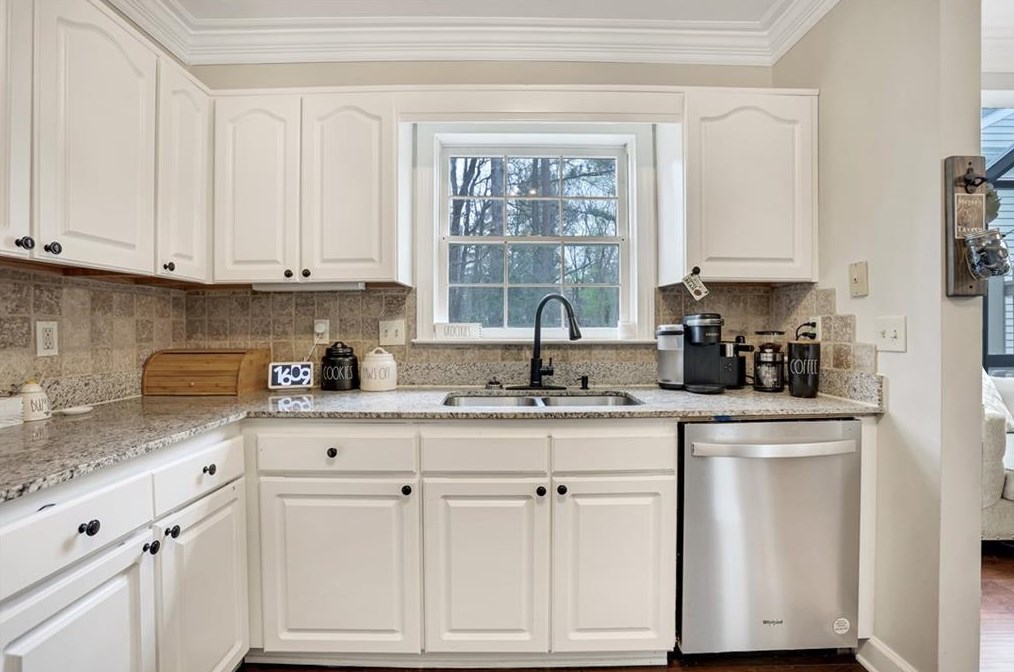 50 Mount Vernon Cir, Atlanta GA  30338-5434 exterior
