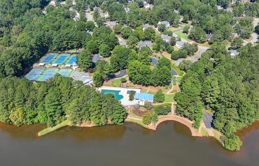 2778 Lake Forest Trl, Lawrenceville GA  30043-6842 exterior