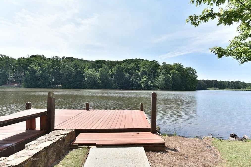 2778 Lake Forest Trl, Lawrenceville GA  30043-6842 exterior