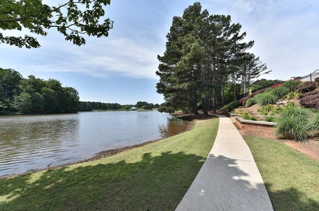2778 Lake Forest Trl, Lawrenceville GA  30043-6842 exterior