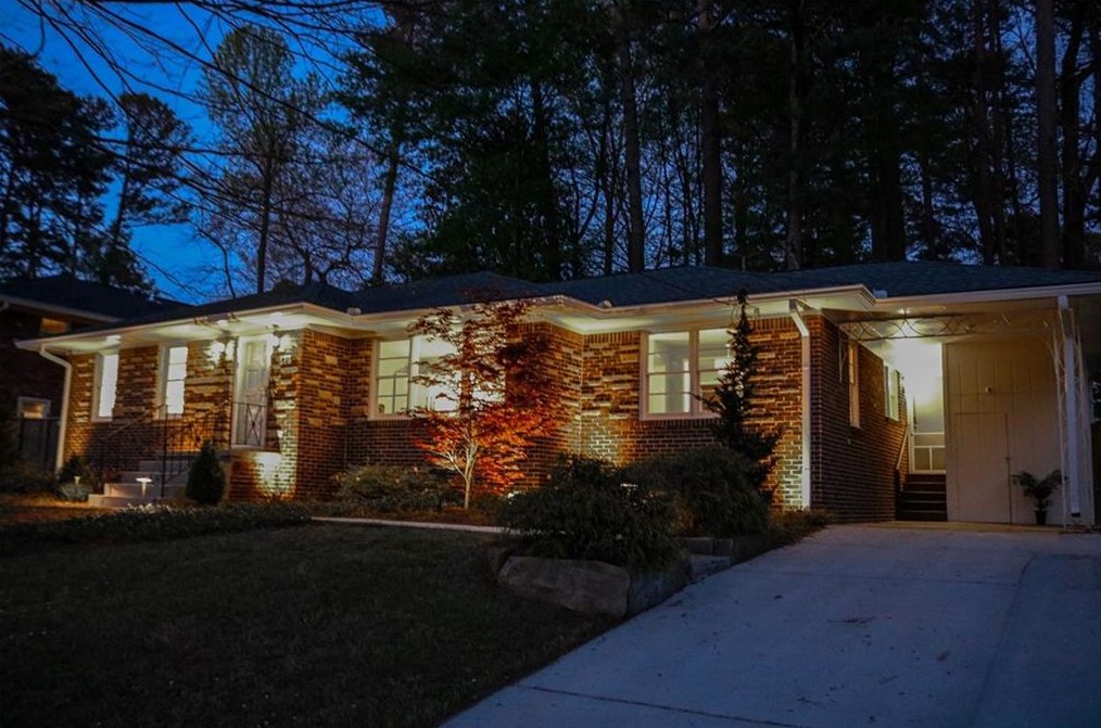 579 Superior Ave, Decatur GA  30030-1404 exterior