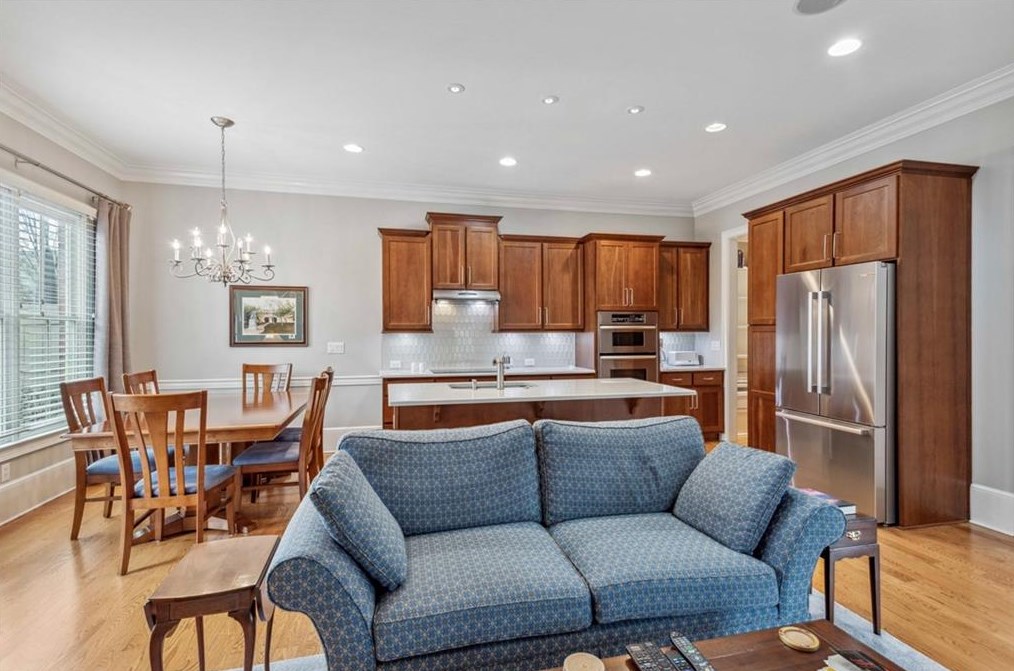 2221 Edgartown Ln, Smyrna GA  30080-6538 exterior