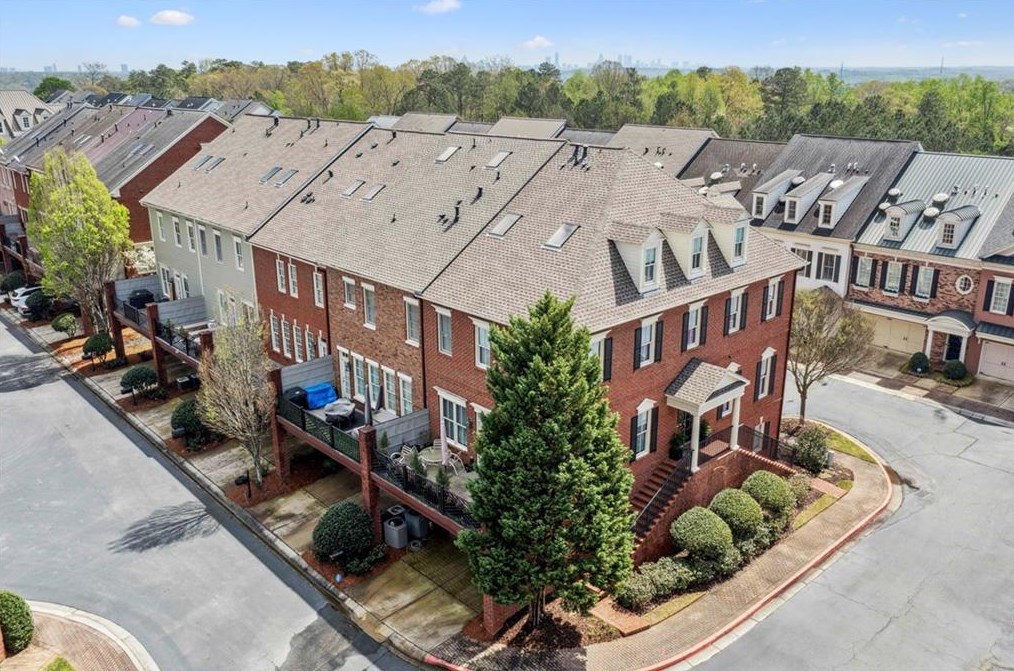 2221 Edgartown Ln, Smyrna GA  30080-6538 exterior