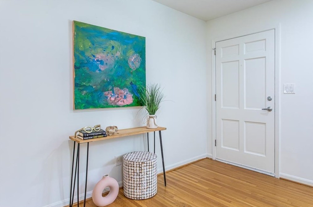 3022 Mount Olive Dr, Decatur GA  30033-3016 exterior