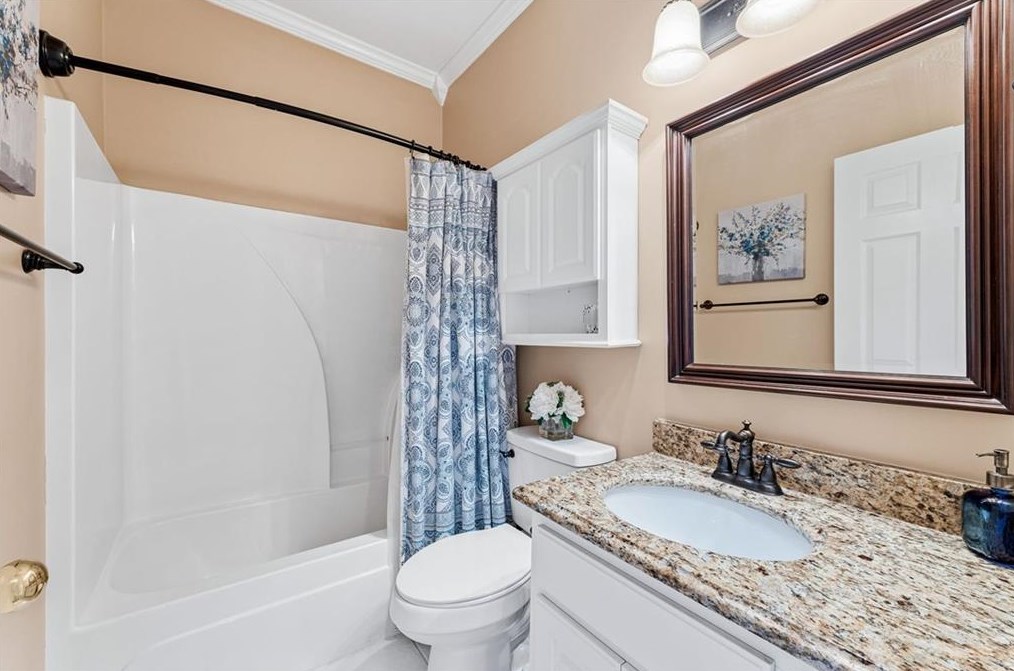 2372 Herring Woods Trl, Grayson GA  30017-4094 exterior