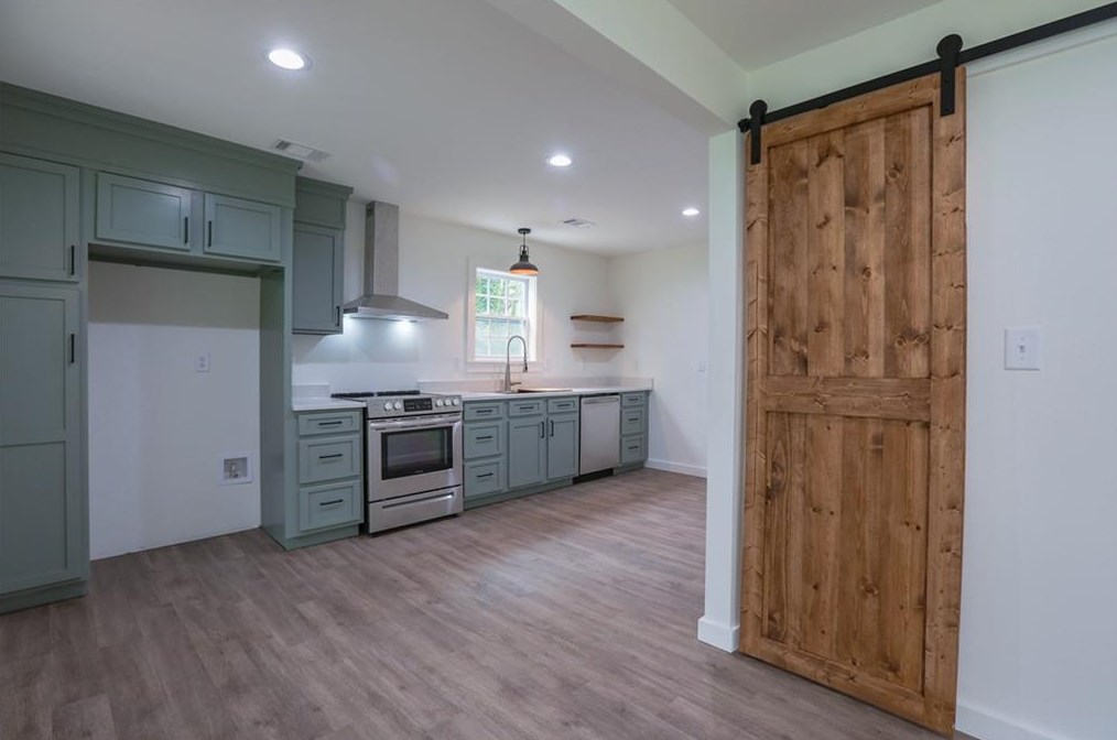 3464 Glen Rd, Decatur GA  30032-2506 exterior