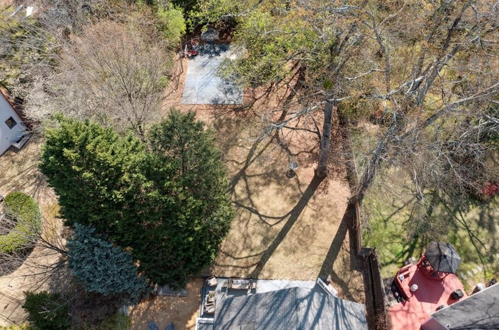 211 Parkside Cir, Decatur GA  30030-1412 exterior