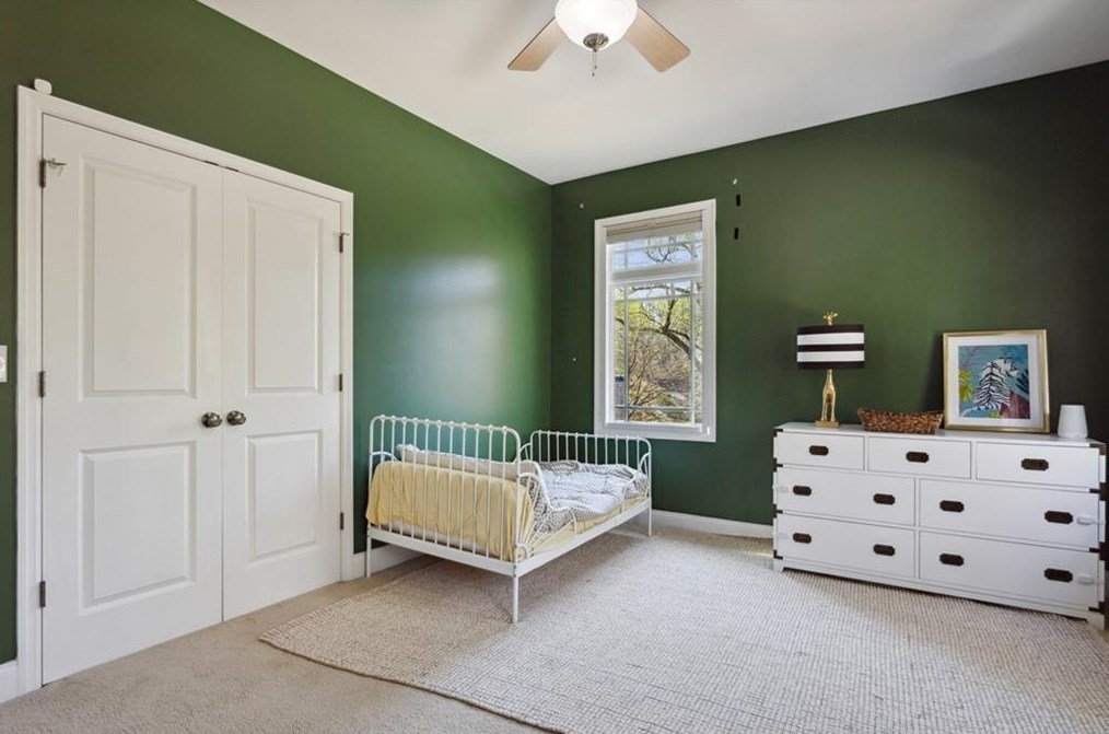 211 Parkside Cir, Decatur GA  30030-1412 exterior