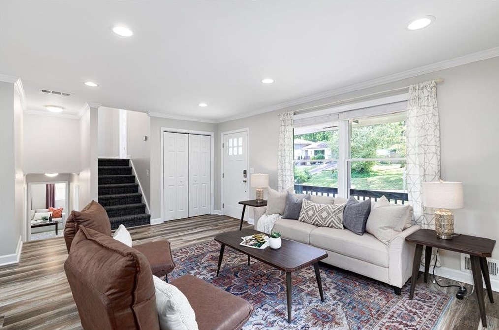 1969 Stanton St, Decatur GA  30032-4154 exterior