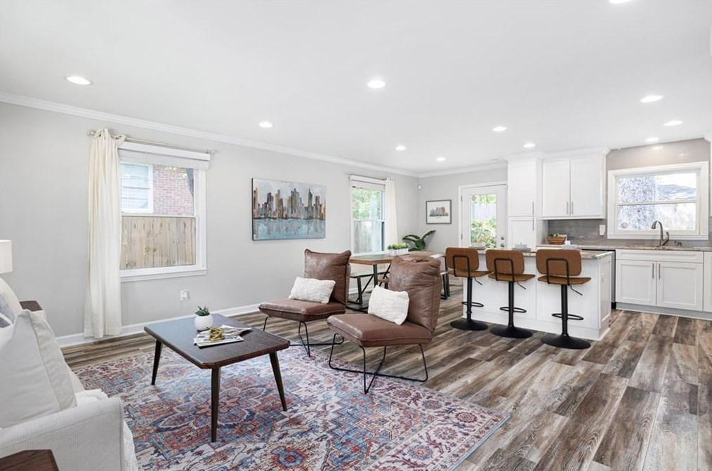 1969 Stanton St, Decatur GA  30032-4154 exterior