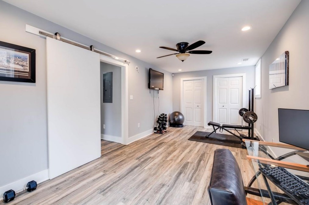 3142 Gay Dr, Decatur GA  30032-7135 exterior